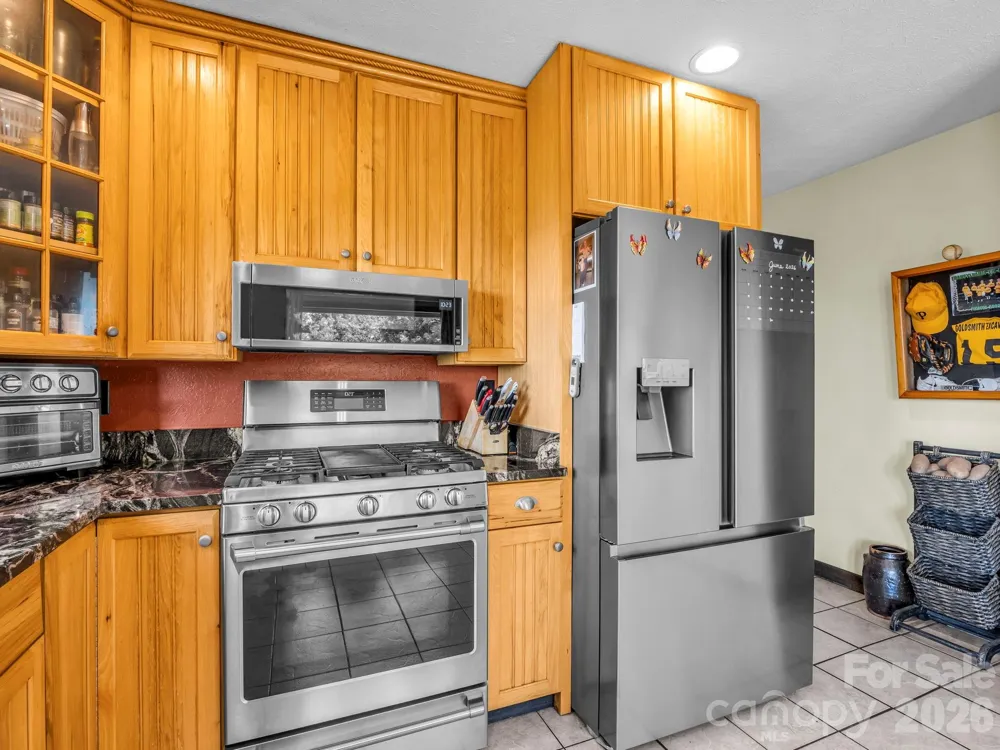1025 Jeter Mountain Road Penrose, NC 28766