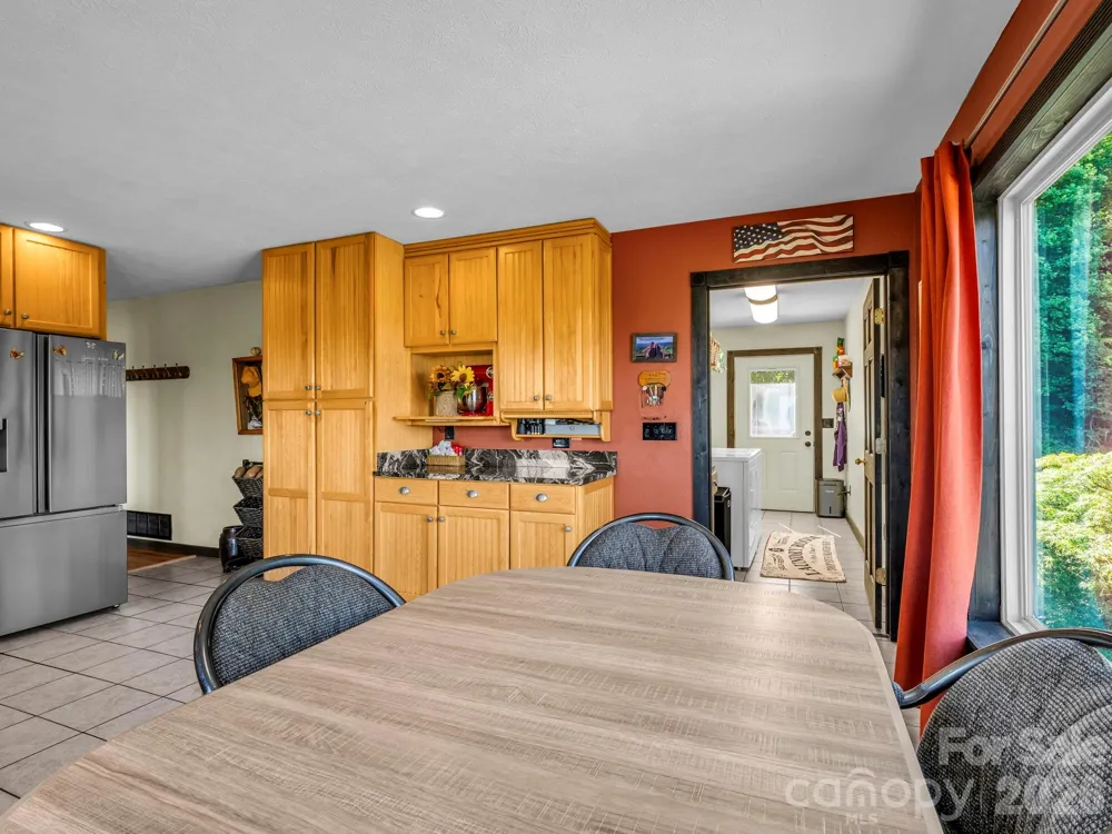 1025 Jeter Mountain Road Penrose, NC 28766
