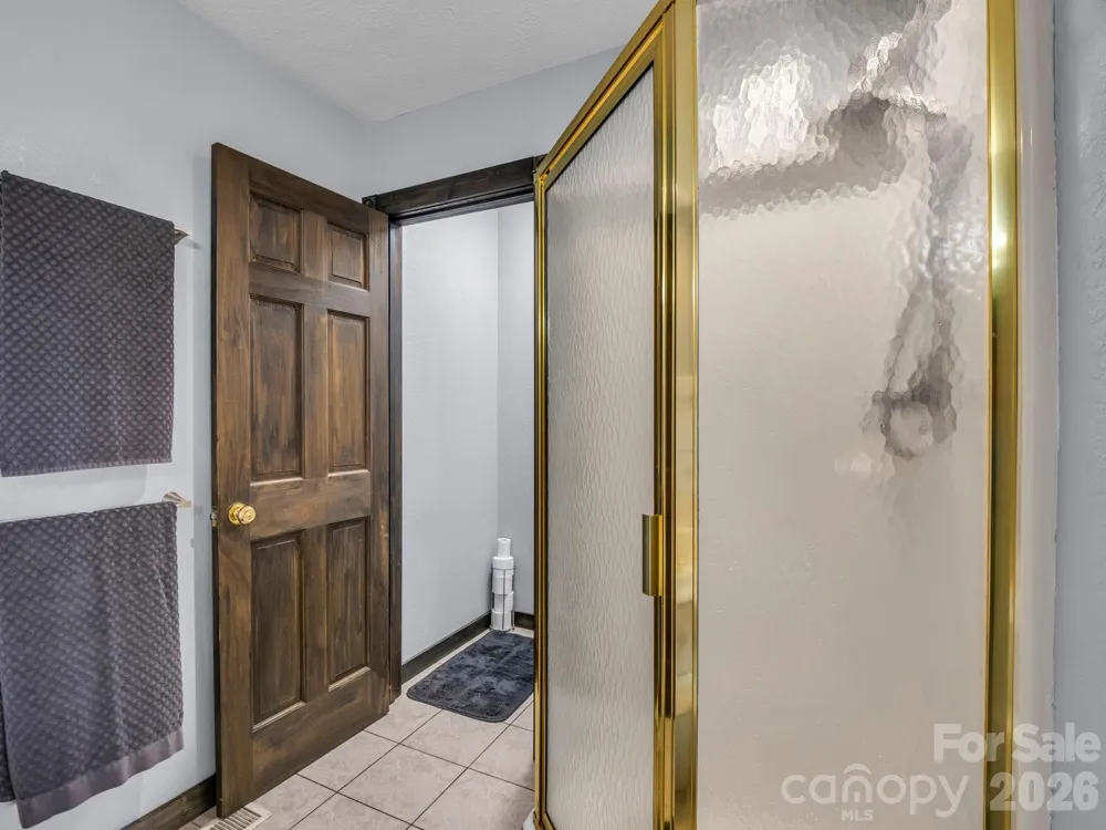 1025 Jeter Mountain Road Penrose, NC 28766