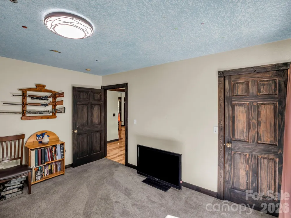 1025 Jeter Mountain Road Penrose, NC 28766
