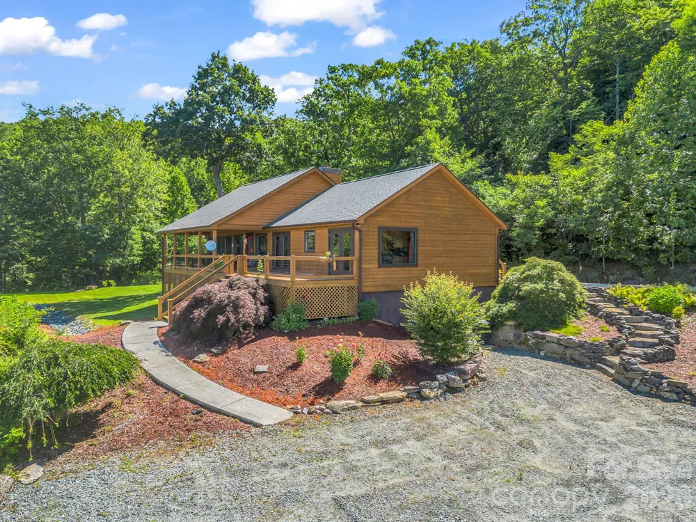 1025 Jeter Mountain Road Penrose, NC 28766