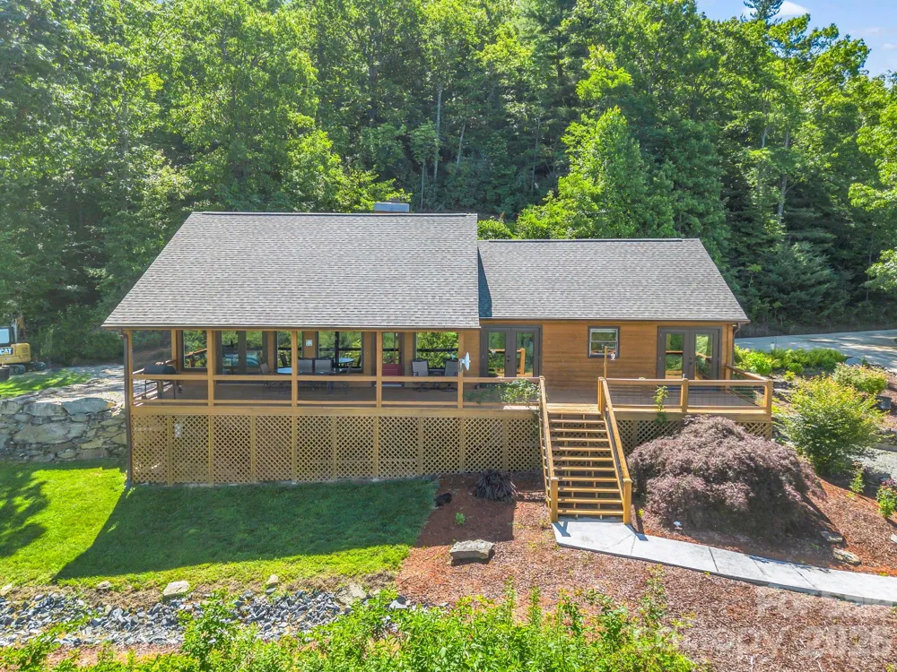 1025 Jeter Mountain Road Penrose, NC 28766