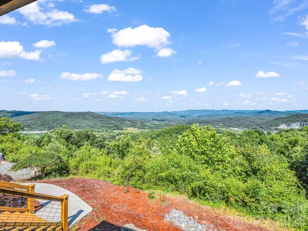 1025 Jeter Mountain Road Penrose, NC 28766