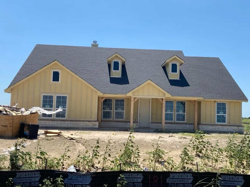 181 Sunny Side Road Valley View, TX 76272