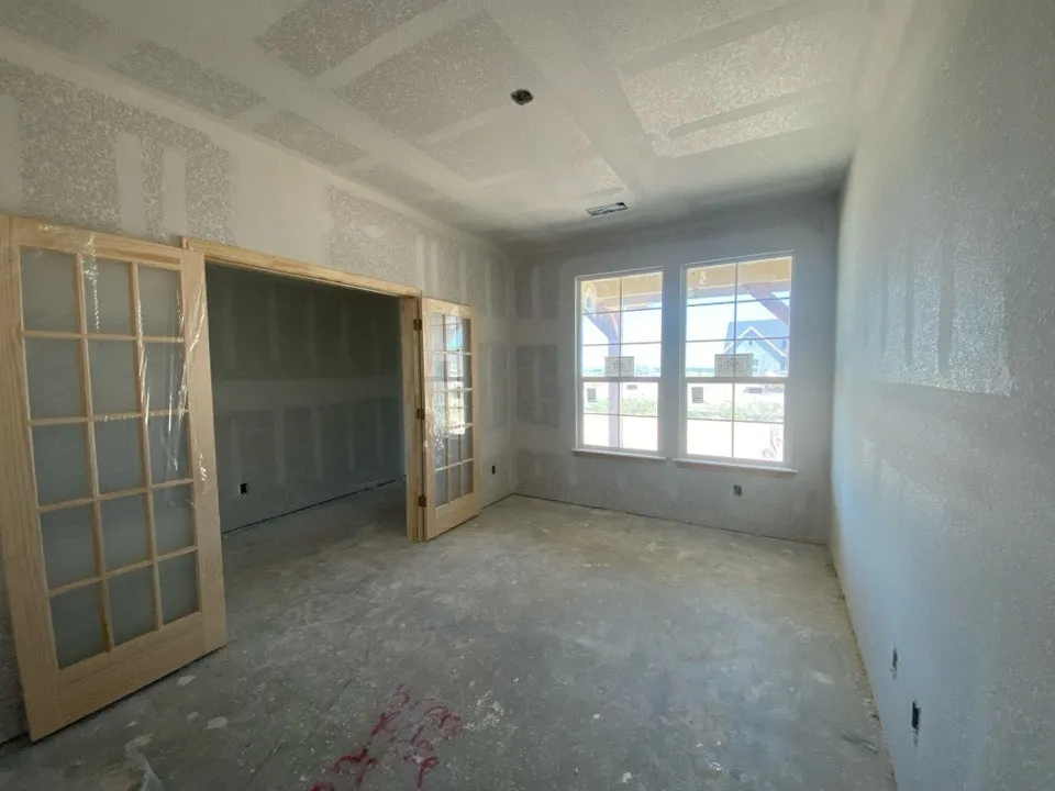 181 Sunny Side Road Valley View, TX 76272