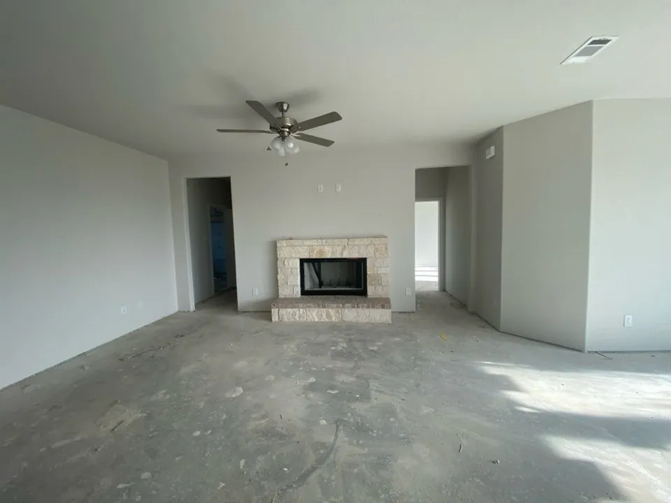 181 Sunny Side Road Valley View, TX 76272
