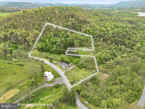 848 HUNTER RUN ROAD