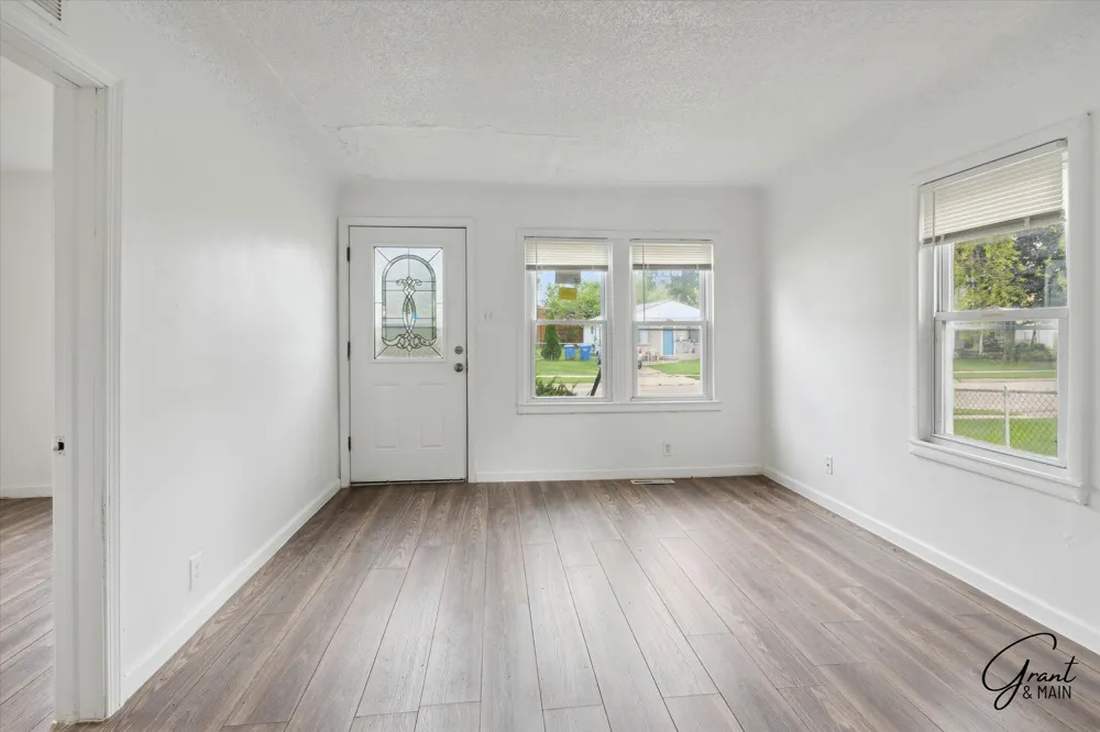 8440 Orchard Avenue Warren, MI 48089
