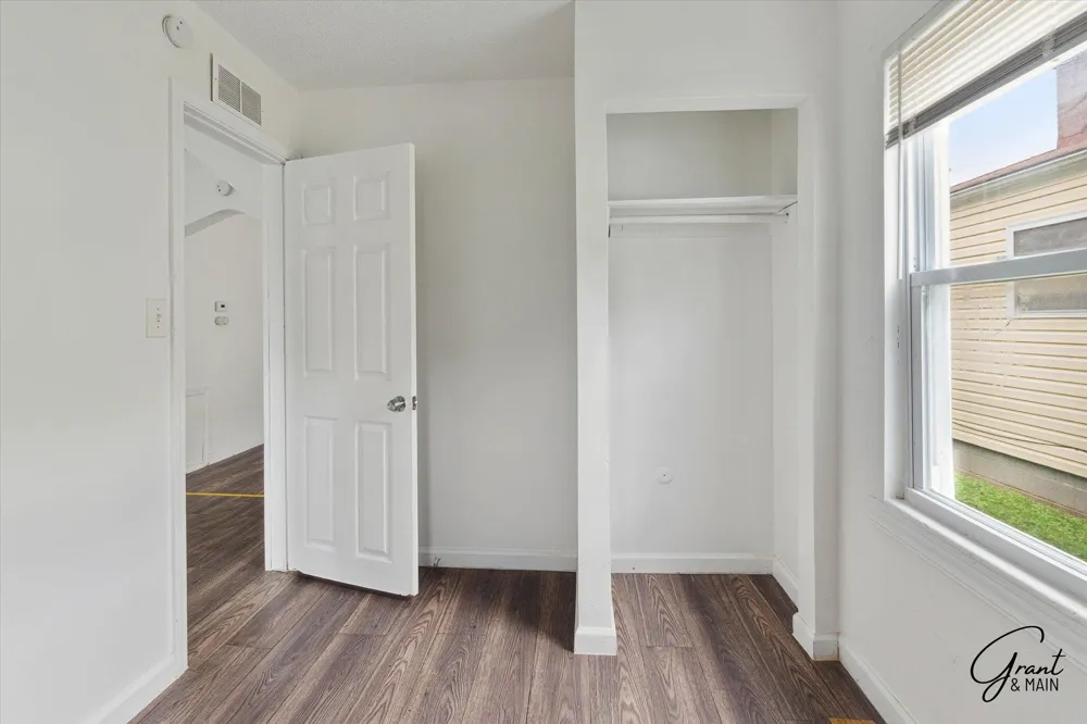 8440 Orchard Avenue Warren, MI 48089