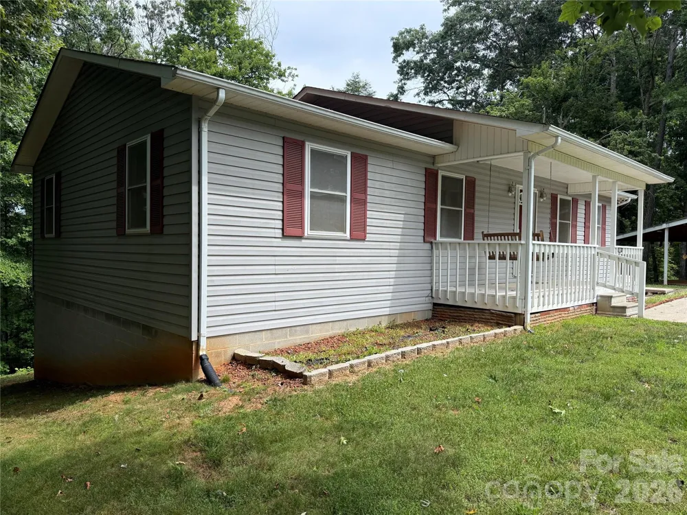 628 Hidden View Loop Marion, NC 28752