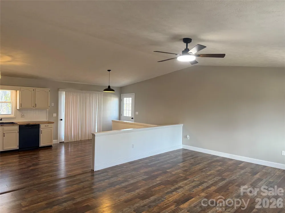 628 Hidden View Loop Marion, NC 28752