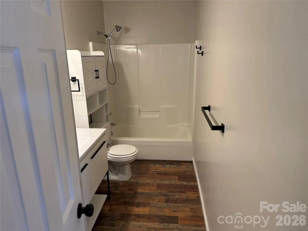 628 Hidden View Loop Marion, NC 28752