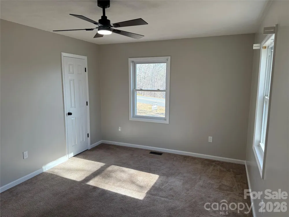 628 Hidden View Loop Marion, NC 28752