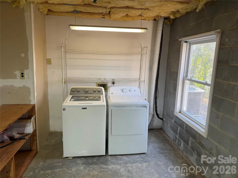 628 Hidden View Loop Marion, NC 28752