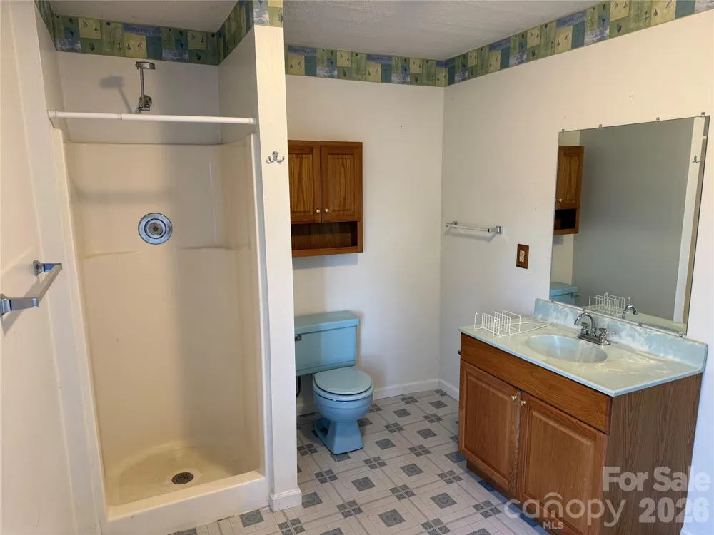 628 Hidden View Loop Marion, NC 28752