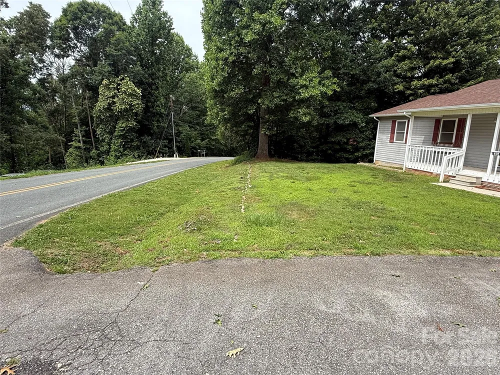 628 Hidden View Loop Marion, NC 28752