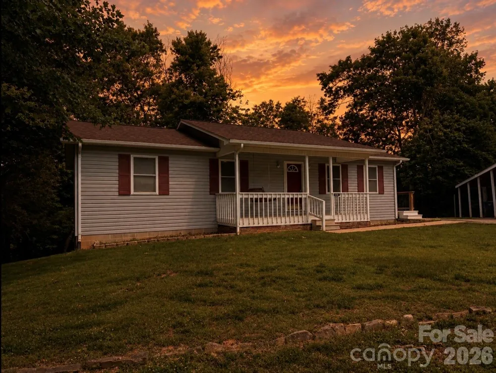 628 Hidden View Loop Marion, NC 28752