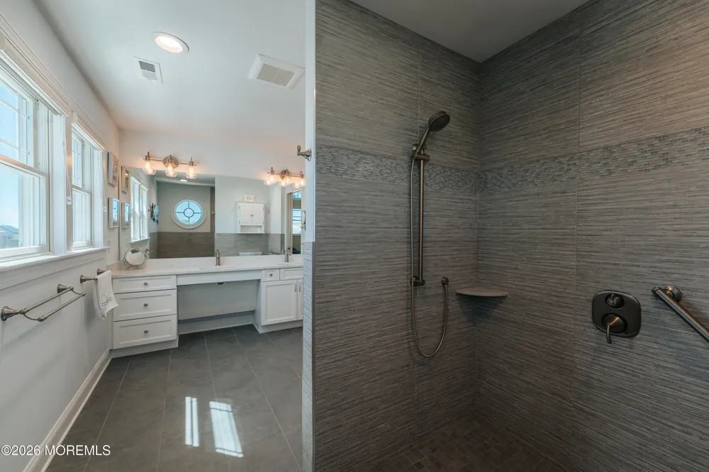 144 Arthur Drive Beach Haven West, NJ 08050