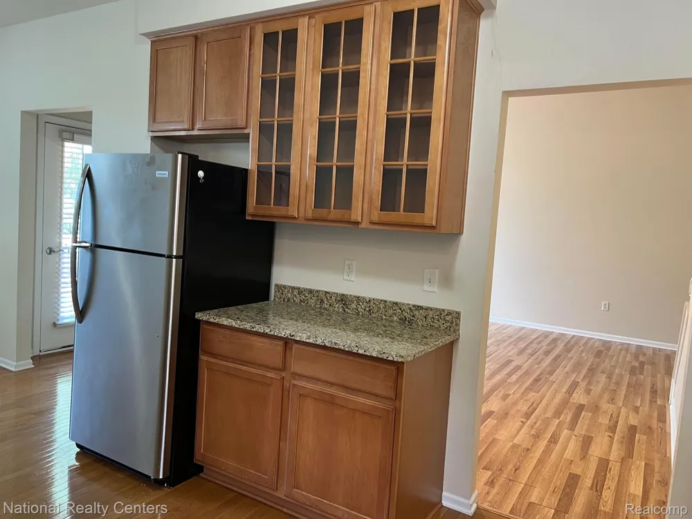 41876 YEATS DRIVE Novi City, MI 48377