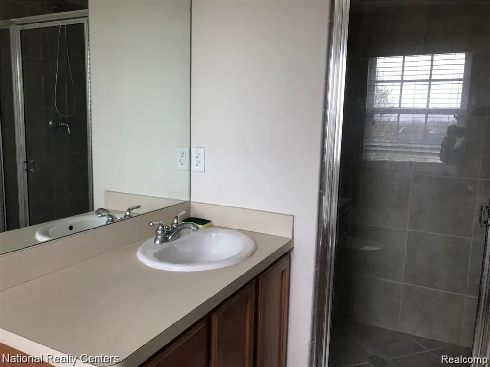41876 YEATS DRIVE Novi City, MI 48377