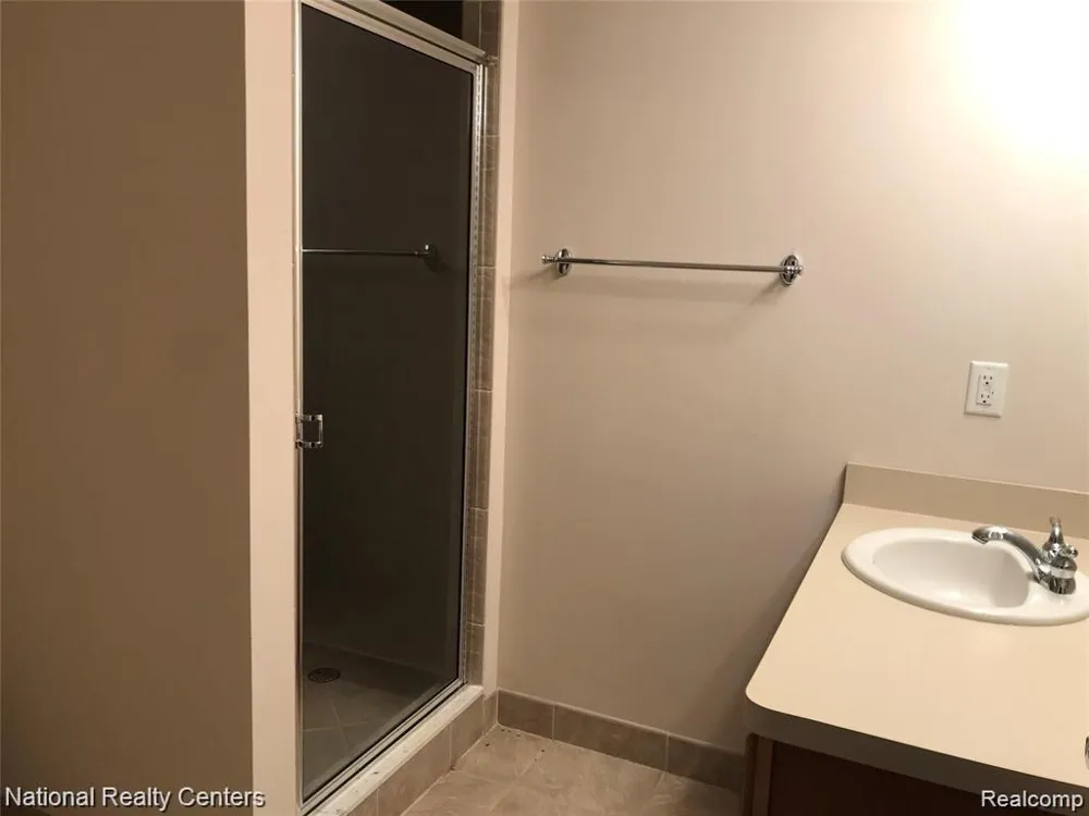 41876 YEATS DRIVE Novi City, MI 48377