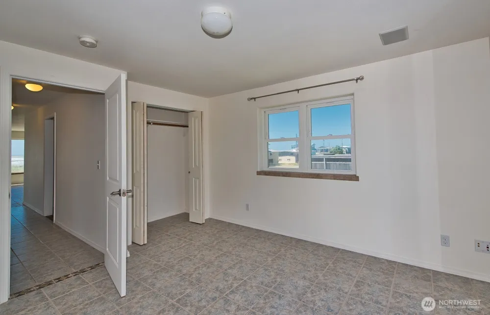 48140 Pacific Avenue Moclips, WA 98562