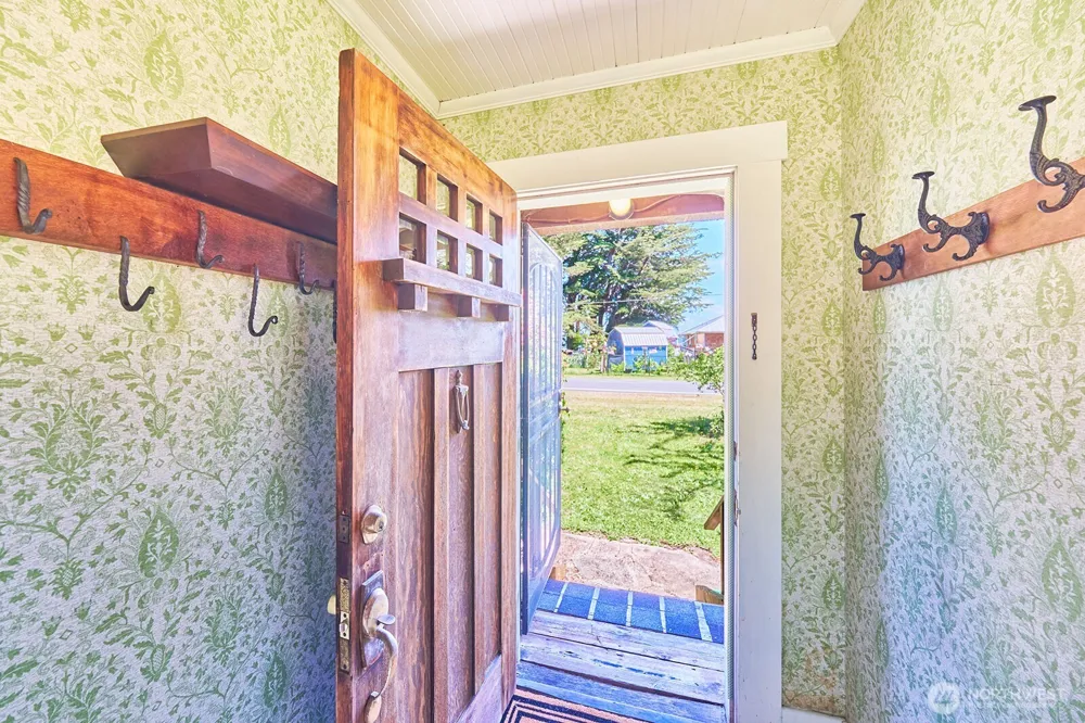 26405 Sandridge Road Ocean Park, WA 98640