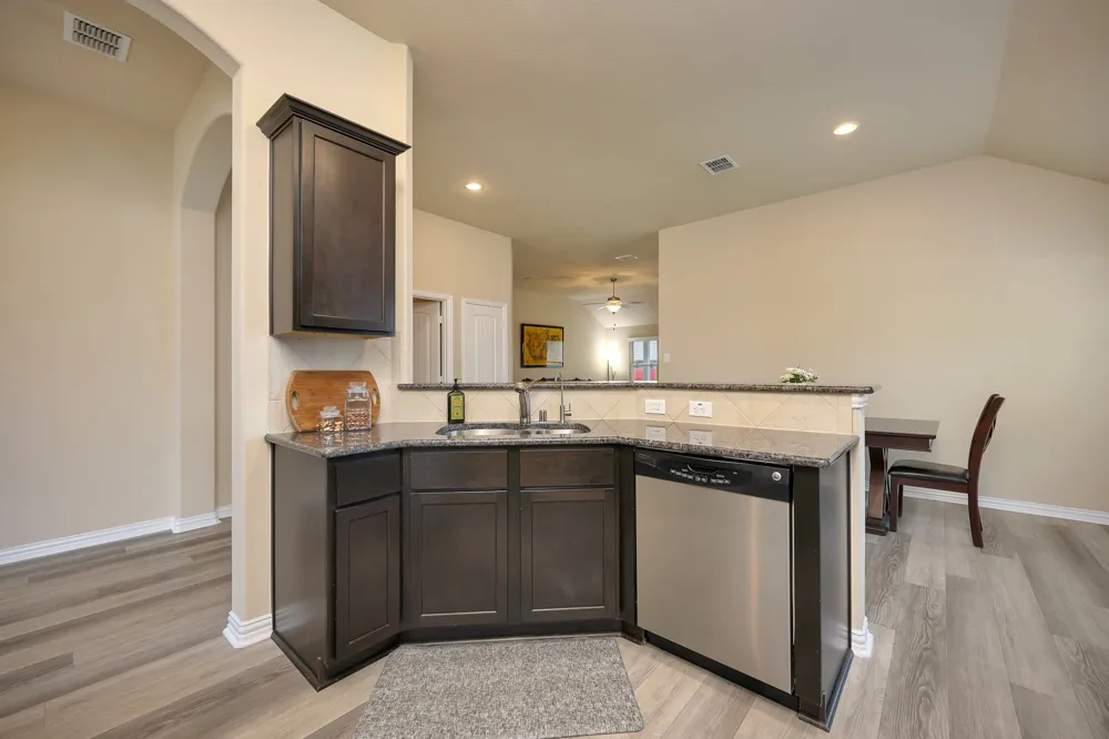 933 Keel Line Drive Crowley, TX 76036