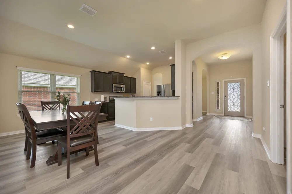 933 Keel Line Drive Crowley, TX 76036