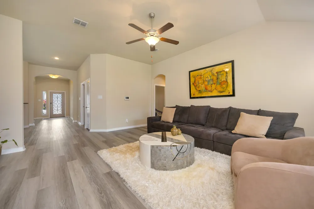 933 Keel Line Drive Crowley, TX 76036