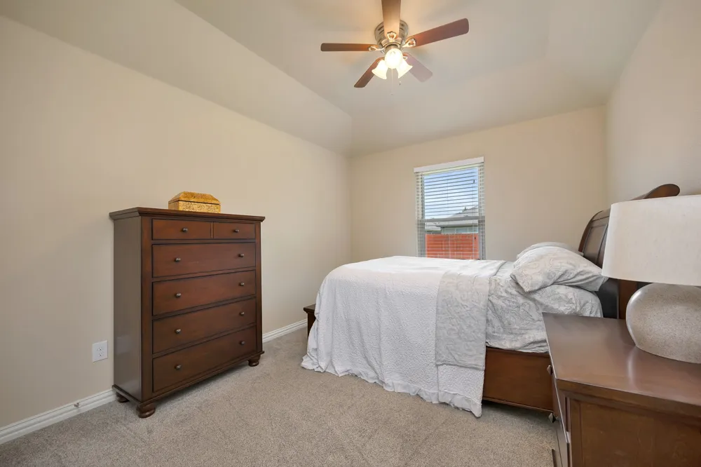 933 Keel Line Drive Crowley, TX 76036