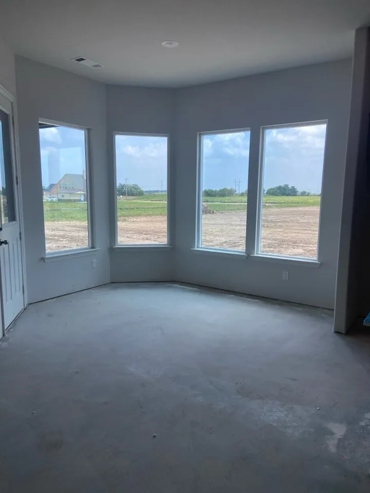 86 Sunny Side Road Valley View, TX 76272
