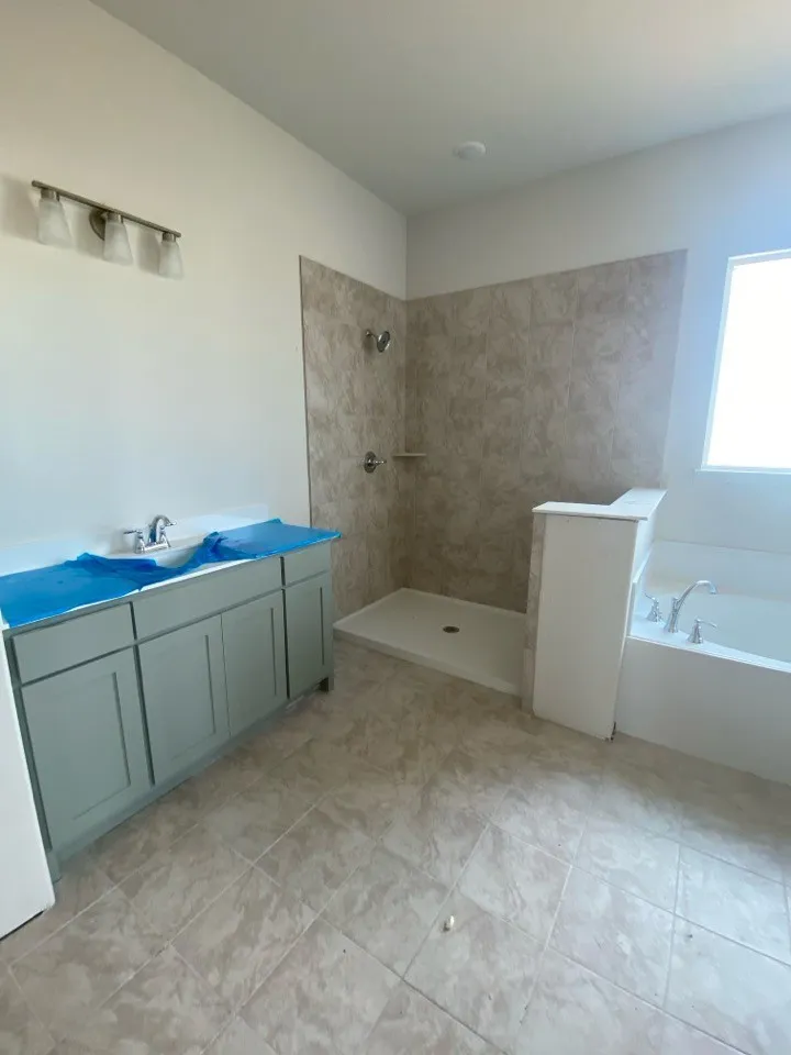 86 Sunny Side Road Valley View, TX 76272