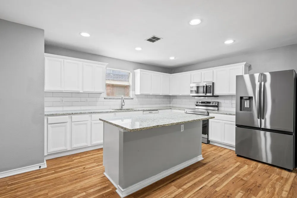 14801 Whispering Court Balch Springs, TX 75180