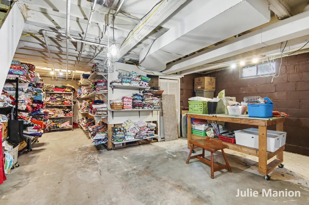 1829 Delwood Avenue SW Wyoming, MI 49509