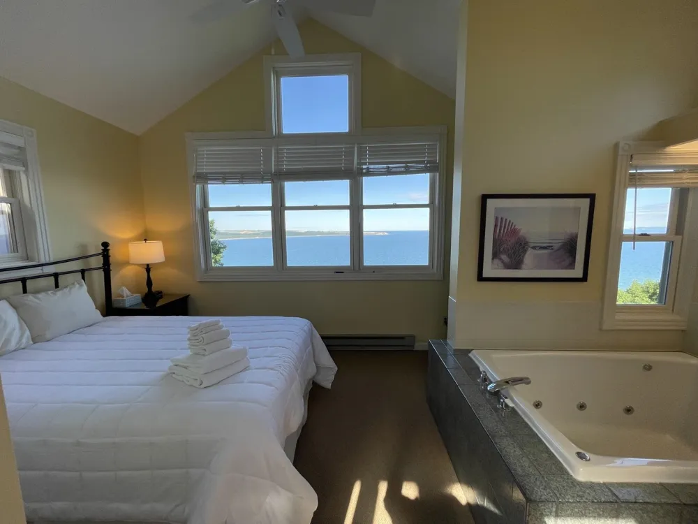 Pinnacle Place Glen Arbor Township, MI 49636