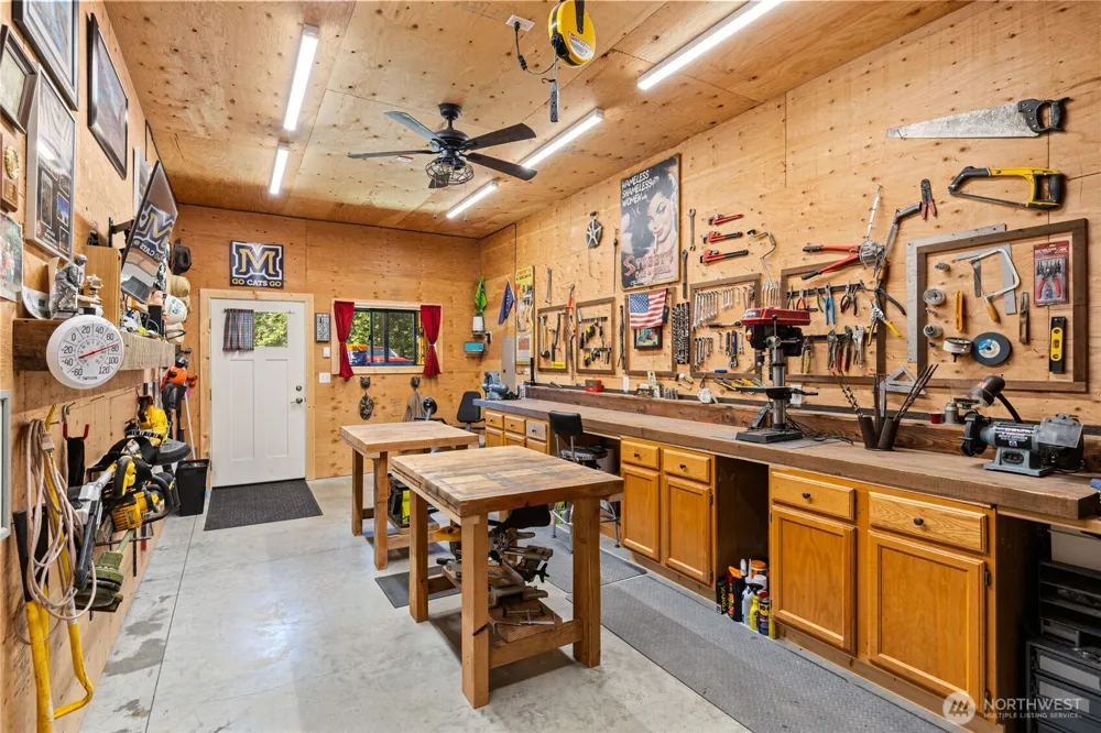 571 Colfax Road Cle Elum, WA 98922