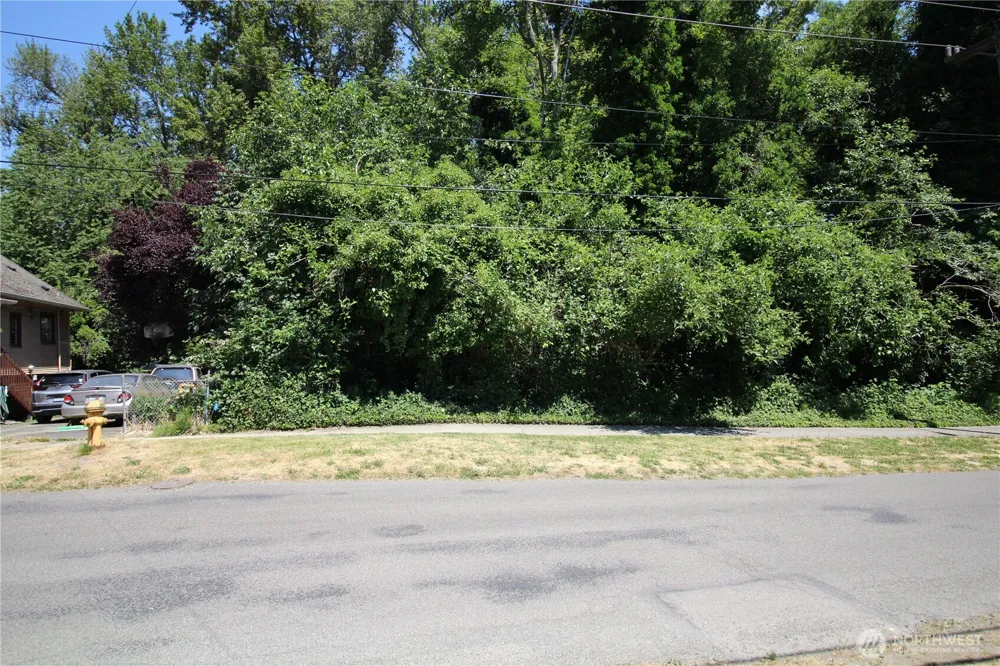 2931 S Brandon Street Seattle, WA 98108