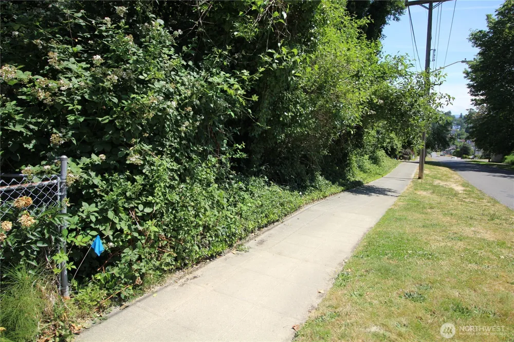 2931 S Brandon Street Seattle, WA 98108