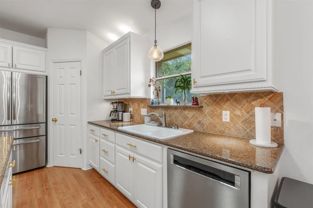 1218 Highland Drive Cedar Park, TX 78613