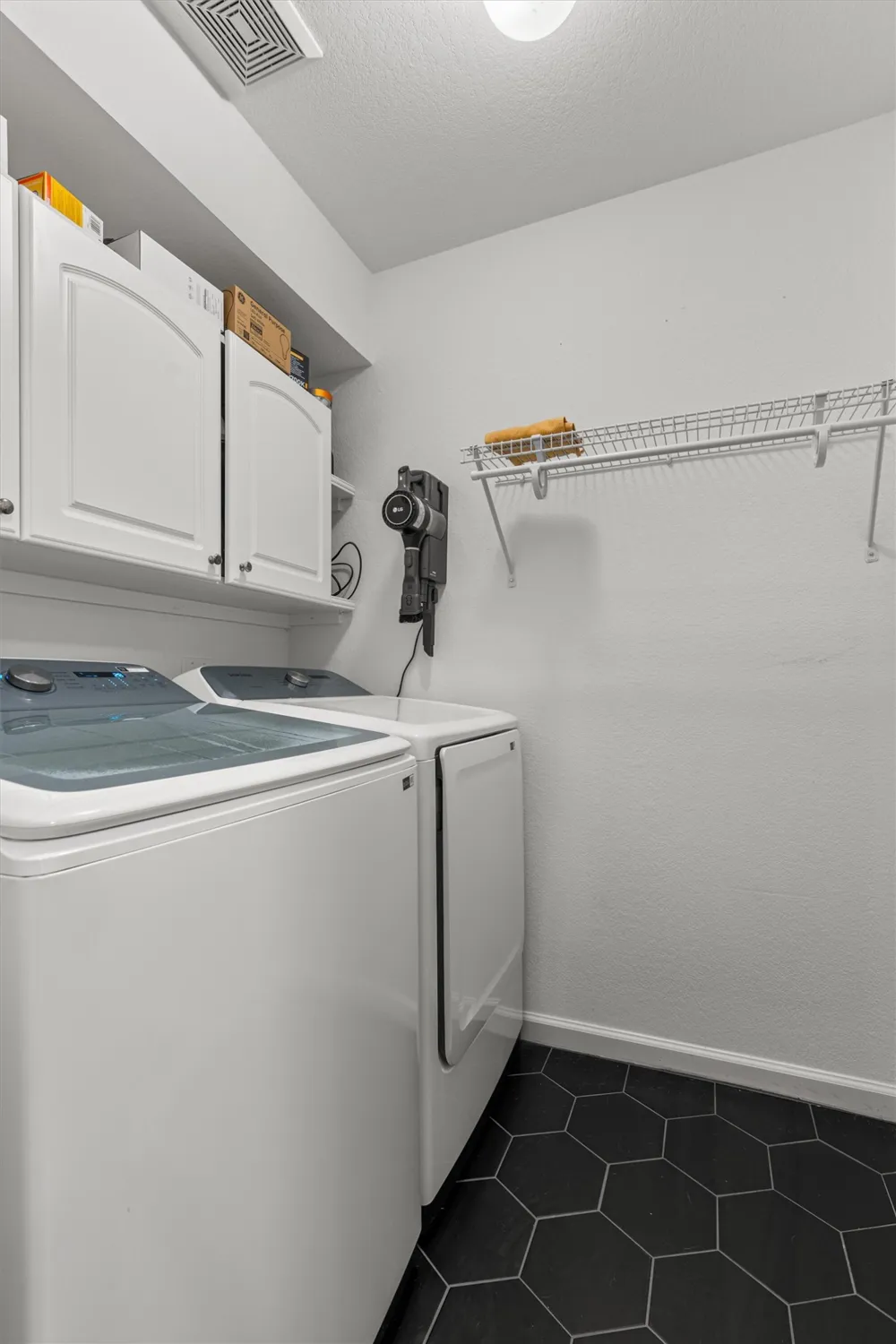 1218 Highland Drive Cedar Park, TX 78613