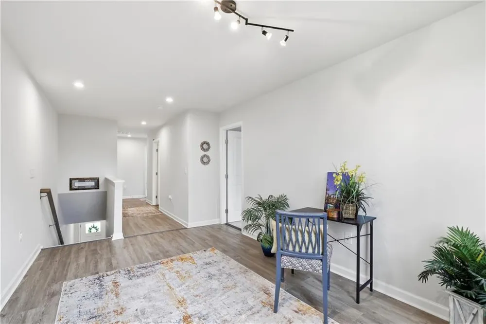 256 Salt Lake Lane Hoschton, GA 30548