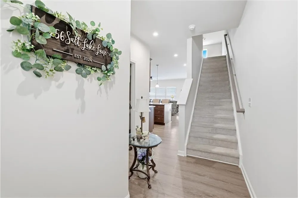 256 Salt Lake Lane Hoschton, GA 30548