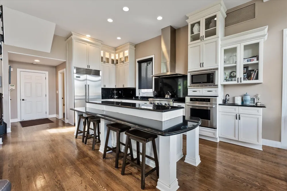 4691 Mapleview Avenue West Bloomfield, MI 48324