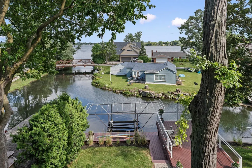 4691 Mapleview Avenue West Bloomfield, MI 48324