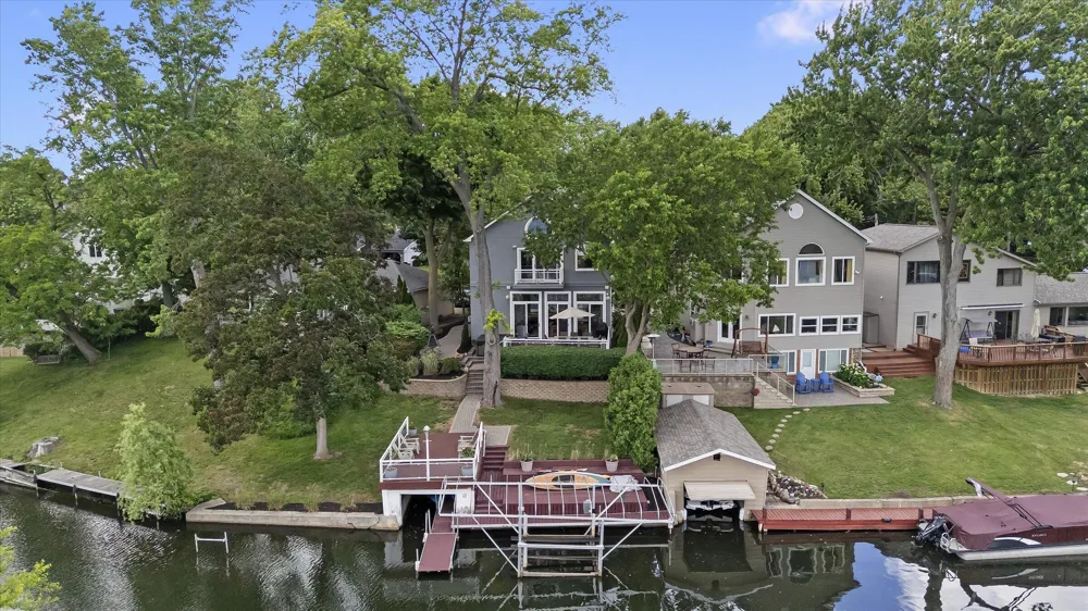 4691 Mapleview Avenue West Bloomfield, MI 48324