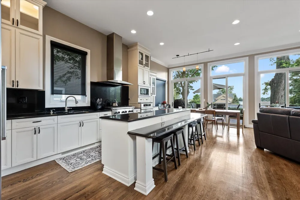 4691 Mapleview Avenue West Bloomfield, MI 48324