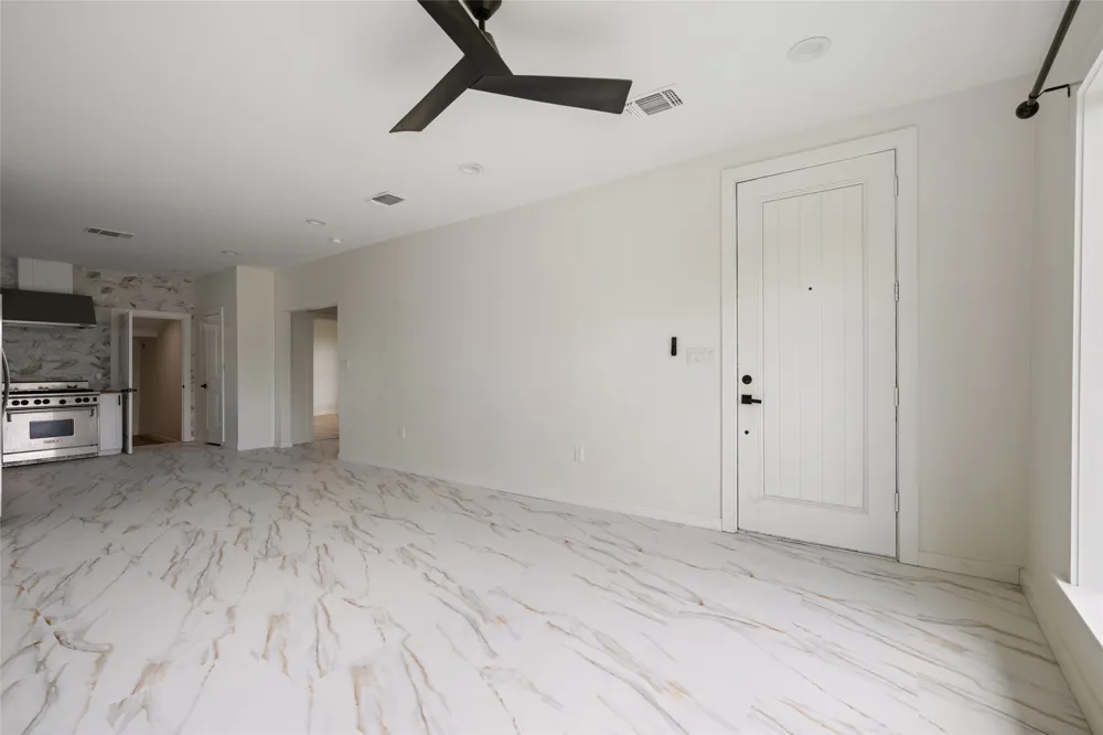 100 W Caskey Street Florence, TX 76527