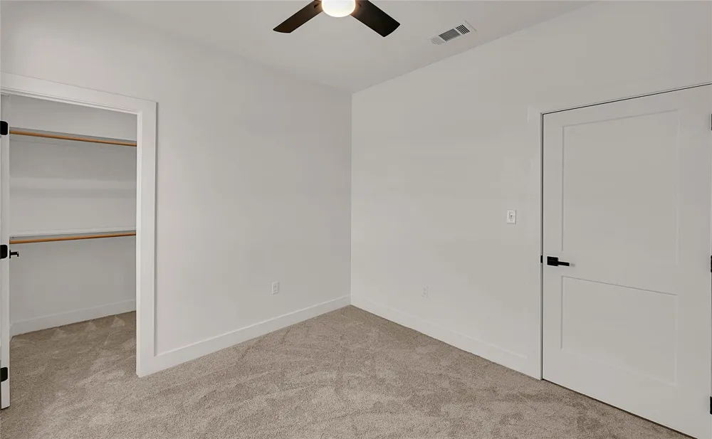 806 S Avenue Q Clifton, TX 76634