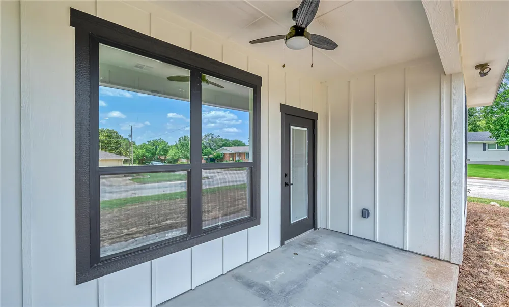 806 S Avenue Q Clifton, TX 76634